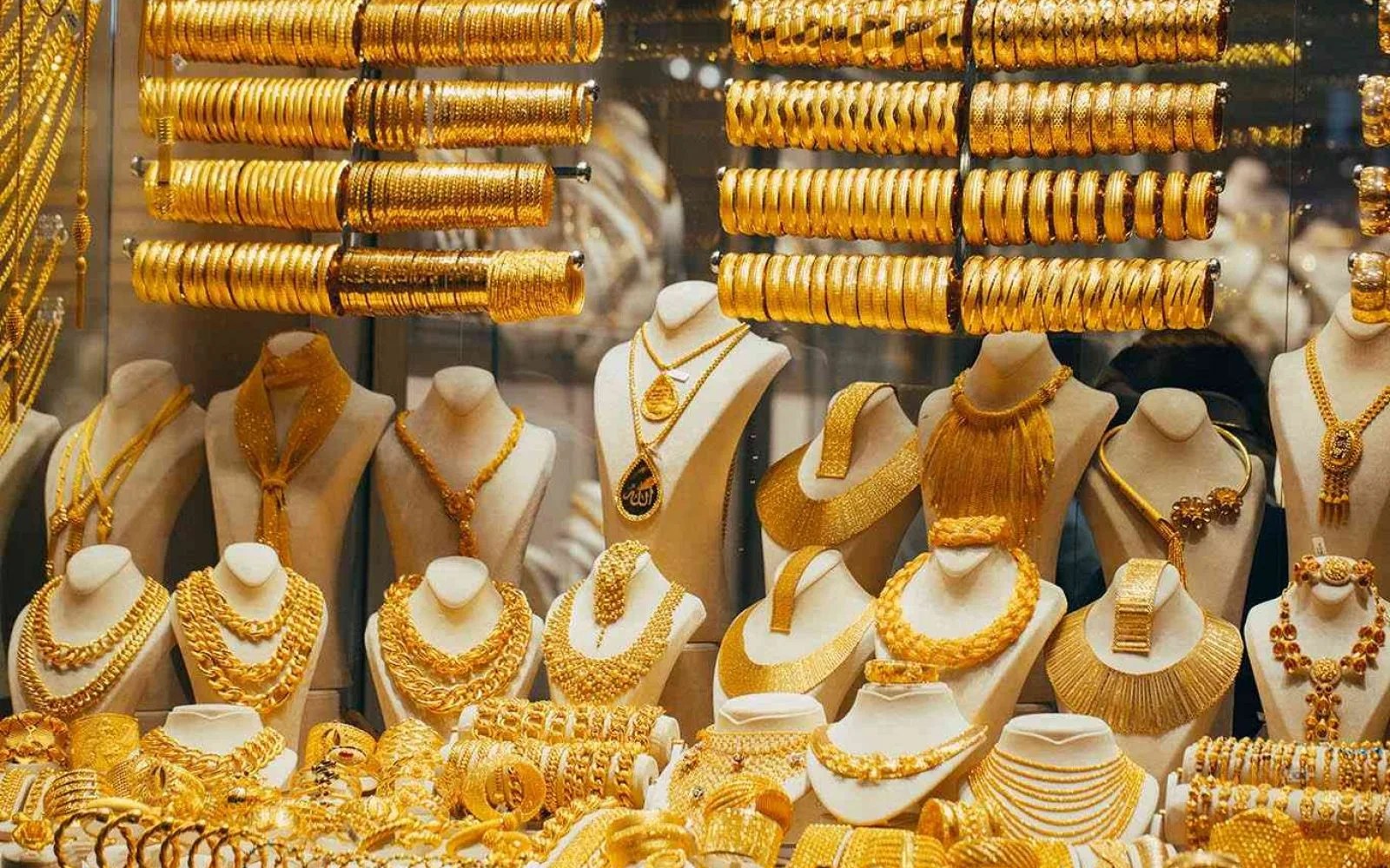 سعر الذهب اليوم في مصر تحديث لحظي عيار 21 والجنيه الذهب (الإثنين 28 سبتمبر 2026)